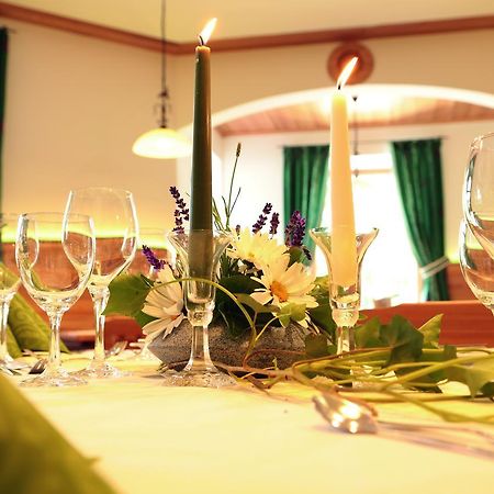 Postgasthof, Hotel Rote-Wand バイリッシュツェル エクステリア 写真