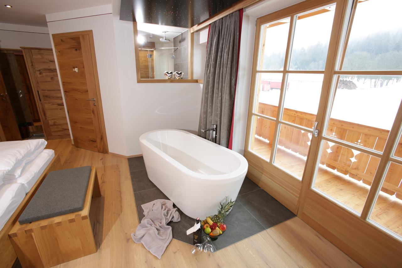 Postgasthof, Hotel Rote-Wand バイリッシュツェル エクステリア 写真